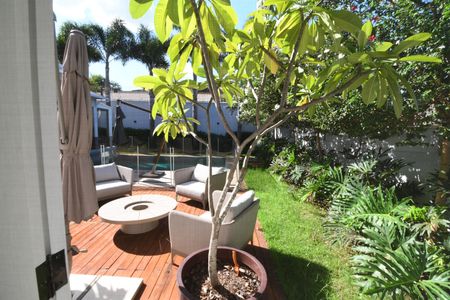 Casa de condomínio à venda com 398m², 4 quartos e 6 vagasQuarto Suíte 3 - Vista