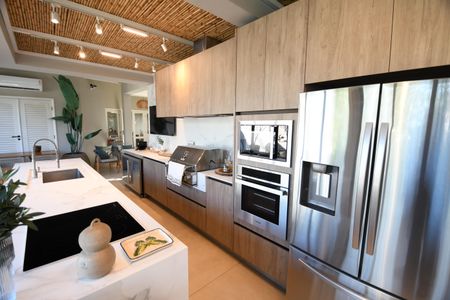 Casa de condomínio à venda com 398m², 4 quartos e 6 vagasVaranda Gourmet