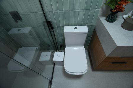 Casa de condomínio à venda com 398m², 4 quartos e 6 vagasBanheiro 4