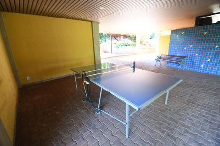 Casa de condomínio à venda com 398m², 4 quartos e 6 vagasEspaço para Jogos