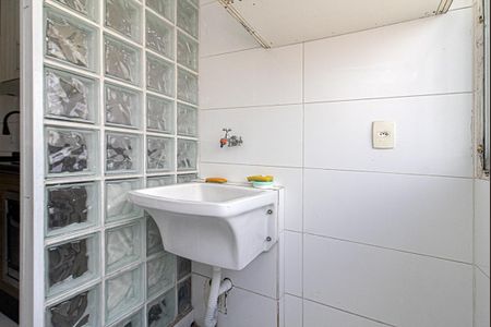 Apartamento à venda com 63m², 3 quartos e 1 vagaÁrea de Serviço