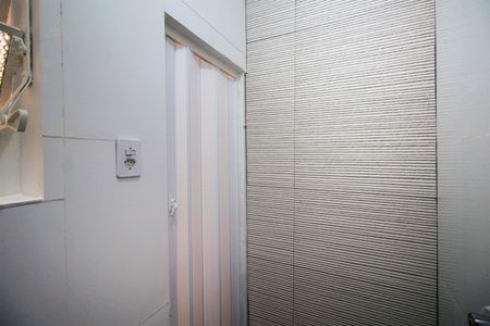 Apartamento à venda com 150m², 3 quartos e sem vagaBanheiro de Serviço