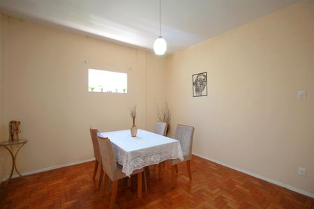 Apartamento à venda com 150m², 3 quartos e sem vagaQuarto 