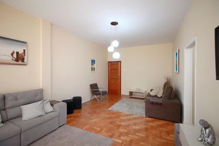 Apartamento à venda com 150m², 3 quartos e sem vagaSala