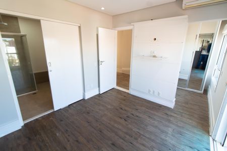 Apartamento à venda com 170m², 3 quartos e 3 vagasSuíte 2