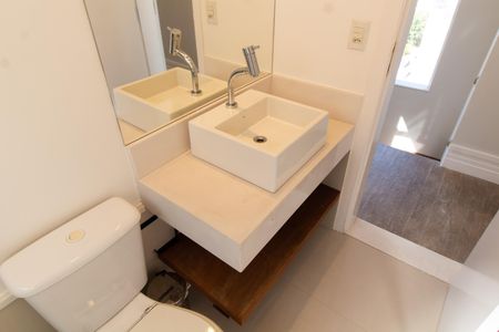 Apartamento à venda com 170m², 3 quartos e 3 vagasBanheiro Social