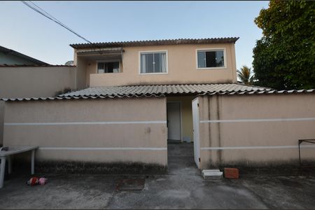 Casa para alugar com 90m², 3 quartos e 2 vagasFachada