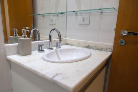 Apartamento à venda com 113m², 3 quartos e 2 vagasBanheiro da Suíte 2