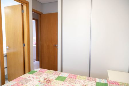 Apartamento à venda com 113m², 3 quartos e 2 vagasSuíte 2