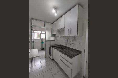 Apartamento para alugar com 64m², 2 quartos e 1 vaga Apartamento para alugar com 64m², 2 quartos e 1 vagaCozinha - Armários