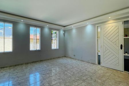 Casa à venda com 295m², 4 quartos e 4 vagasSala