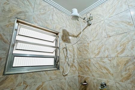 Casa à venda com 295m², 4 quartos e 4 vagasBanheiro 2