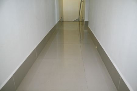 Casa de condomínio para alugar com 62m², 2 quartos e 1 vaga Casa de condomínio para alugar com 62m², 2 quartos e 1 vagaCorredor