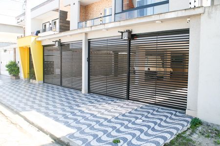 Casa de condomínio para alugar com 62m², 2 quartos e 1 vaga Casa de condomínio para alugar com 62m², 2 quartos e 1 vagaFachada