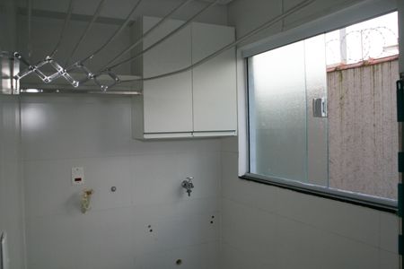 Casa de condomínio para alugar com 62m², 2 quartos e 1 vaga Casa de condomínio para alugar com 62m², 2 quartos e 1 vagaLavanderia