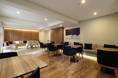 Apartamento para alugar com 28m², 1 quarto e sem vagaÁrea comum - Salão de festas