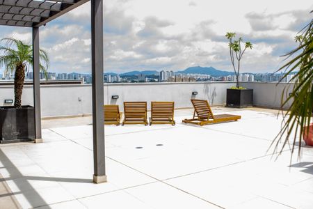 Apartamento à venda com 28m², 1 quarto e sem vaga Apartamento à venda com 28m², 1 quarto e sem vagaÁrea comum - Solarium