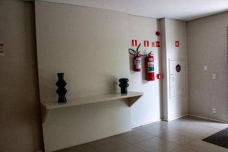 Apartamento à venda com 28m², 1 quarto e sem vaga Apartamento à venda com 28m², 1 quarto e sem vagaHall