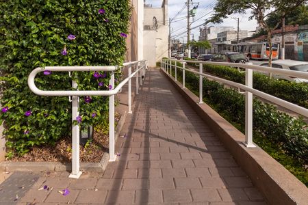 Apartamento à venda com 28m², 1 quarto e sem vaga Apartamento à venda com 28m², 1 quarto e sem vagaFachada