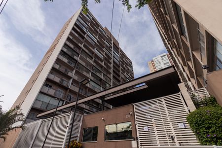 Apartamento à venda com 28m², 1 quarto e sem vaga Apartamento à venda com 28m², 1 quarto e sem vagaFachada