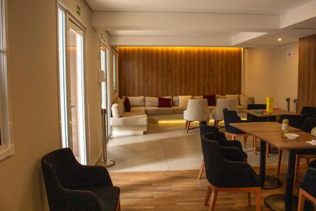 Apartamento à venda com 28m², 1 quarto e sem vaga Apartamento à venda com 28m², 1 quarto e sem vagaÁrea comum - Salão de festas