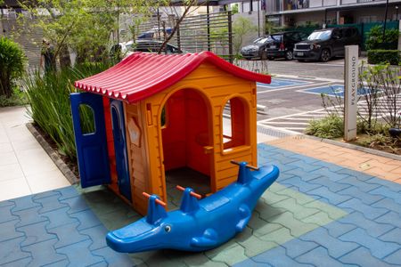Apartamento à venda com 28m², 1 quarto e sem vaga Apartamento à venda com 28m², 1 quarto e sem vagaÁrea comum - Playground