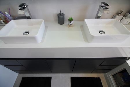 Apartamento para alugar com 242m², 3 quartos e 4 vagasSuíte 1 Banheiro 