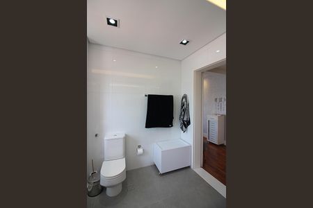 Apartamento para alugar com 242m², 3 quartos e 4 vagasSuíte 2 Banheiro 