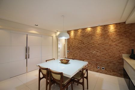 Apartamento para alugar com 242m², 3 quartos e 4 vagasCozinha 