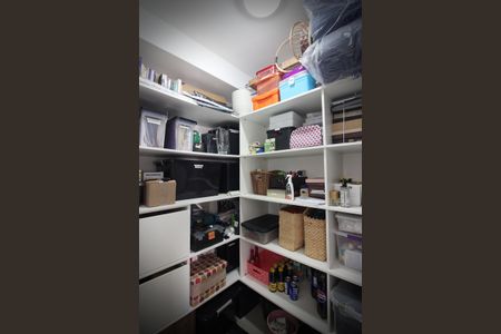 Apartamento para alugar com 242m², 3 quartos e 4 vagasDespensa