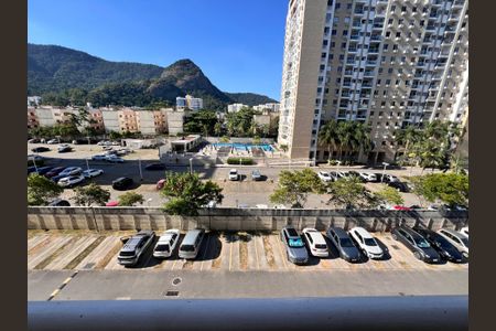 Apartamento à venda com 52m², 2 quartos e 1 vaga Apartamento à venda com 52m², 2 quartos e 1 vagaVaranda - Sala