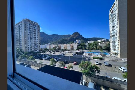 Apartamento à venda com 52m², 2 quartos e 1 vaga Apartamento à venda com 52m², 2 quartos e 1 vagaJanela - Quarto 02 Suite