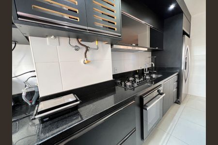 Apartamento à venda com 119m², 2 quartos e 1 vaga Apartamento à venda com 119m², 2 quartos e 1 vagaCozinha / Area de Serviço