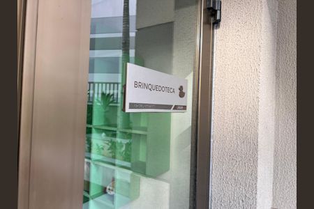 Apartamento à venda com 119m², 2 quartos e 1 vaga Apartamento à venda com 119m², 2 quartos e 1 vagaArea Kids