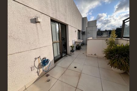 Apartamento à venda com 119m², 2 quartos e 1 vaga Apartamento à venda com 119m², 2 quartos e 1 vagaTerraço Cobertura