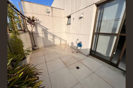 Apartamento à venda com 119m², 2 quartos e 1 vaga Apartamento à venda com 119m², 2 quartos e 1 vagaTerraço Cobertura