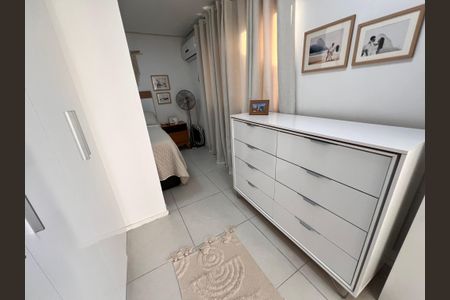 Apartamento à venda com 119m², 2 quartos e 1 vaga Apartamento à venda com 119m², 2 quartos e 1 vagaBanheiro Cobertura