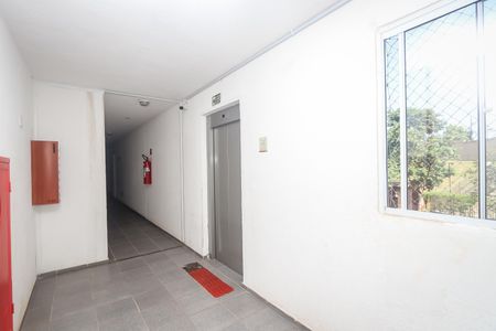 Apartamento para alugar com 46m², 2 quartos e sem vagaHall social
