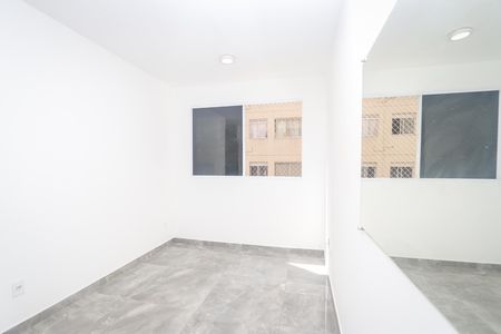 Apartamento para alugar com 46m², 2 quartos e sem vagaSala