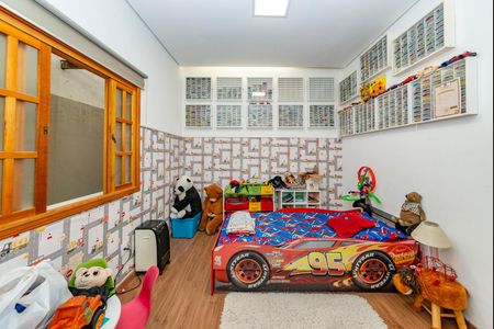 Casa à venda com 360m², 3 quartos e 3 vagas Casa à venda com 360m², 3 quartos e 3 vagasQuarto 3