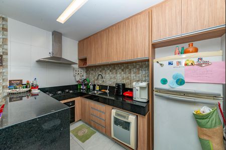 Casa à venda com 360m², 3 quartos e 3 vagas Casa à venda com 360m², 3 quartos e 3 vagasCozinha