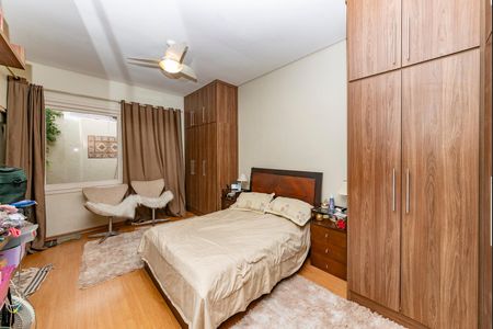 Casa à venda com 360m², 3 quartos e 3 vagas Casa à venda com 360m², 3 quartos e 3 vagasSuíte 1