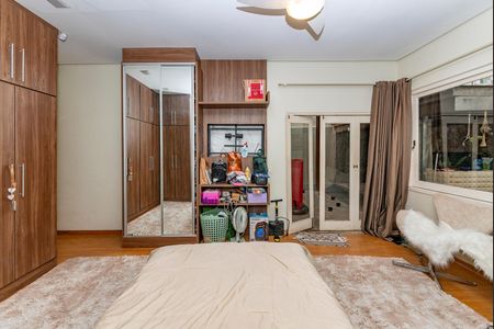 Casa à venda com 360m², 3 quartos e 3 vagas Casa à venda com 360m², 3 quartos e 3 vagasSuíte 1