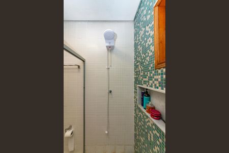 Casa à venda com 360m², 3 quartos e 3 vagas Casa à venda com 360m², 3 quartos e 3 vagasBanheiro da Suíte 1