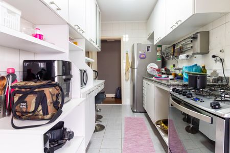 Apartamento à venda com 98m², 3 quartos e 2 vagasCozinha