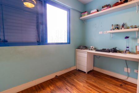 Apartamento à venda com 98m², 3 quartos e 2 vagasQuarto 1