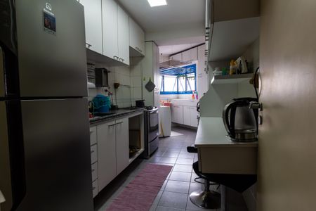 Apartamento à venda com 98m², 3 quartos e 2 vagasCozinha