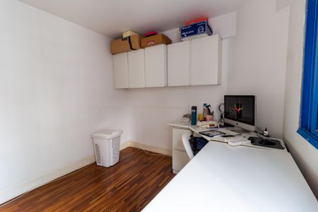 Apartamento à venda com 98m², 3 quartos e 2 vagasQuarto 2