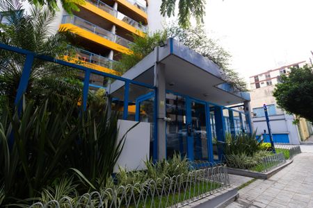 Apartamento à venda com 98m², 3 quartos e 2 vagasPortaria