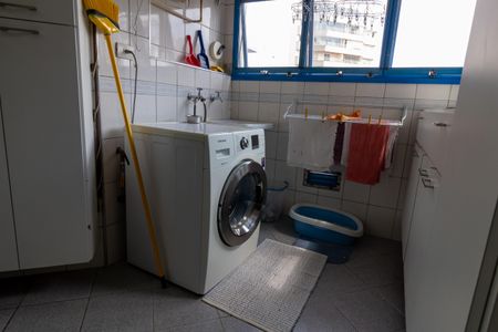 Apartamento à venda com 98m², 3 quartos e 2 vagasÁrea de Serviço